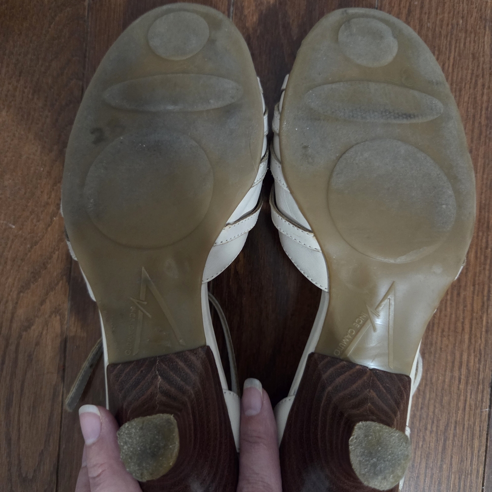 Vintage Elegant Cream Strappy Heels - Picture 7 of 9